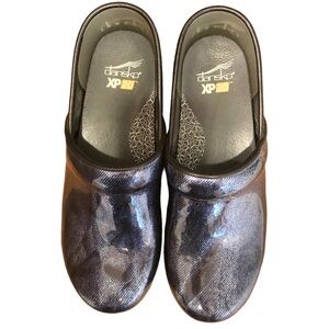 Dansko Blue/Black, Patent Leather Clogs, Size 39/8.5